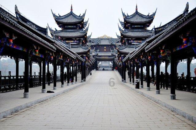 叶罗丽:原来齐娜拿到盔甲只是为了拖集数,并没有什么作用